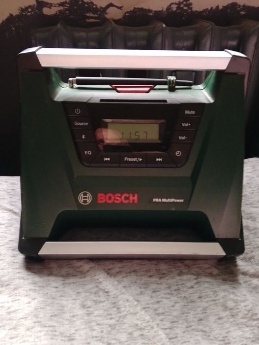 Radio BOSCH z przeznaczeniem raczej na budowę lub tym podobne miejsca
