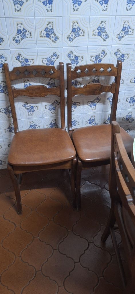 Mesa mais 5 cadeiras