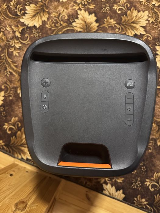 Аудіосистема JBL PartyBox 200