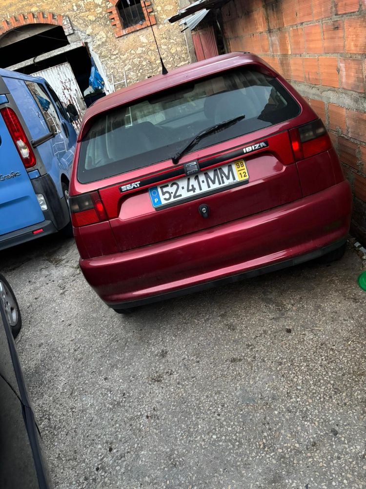 Segue para venda Seat Ibiza do ano 97