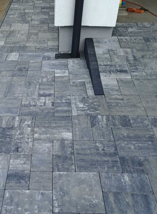 Kostka brukowa odcienie szarości