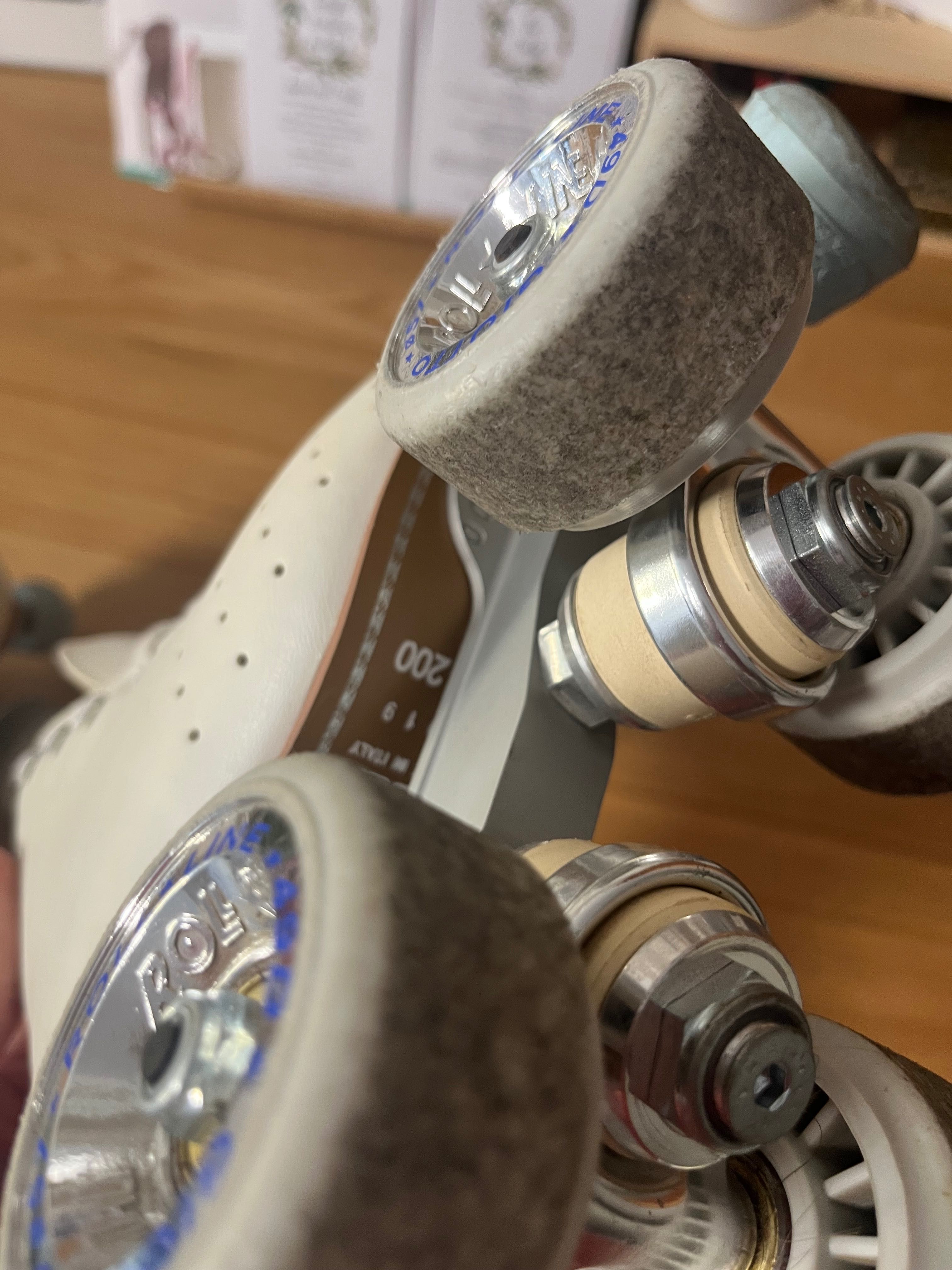 EDEA Patins Artísticos Usados – Tamanho 200
