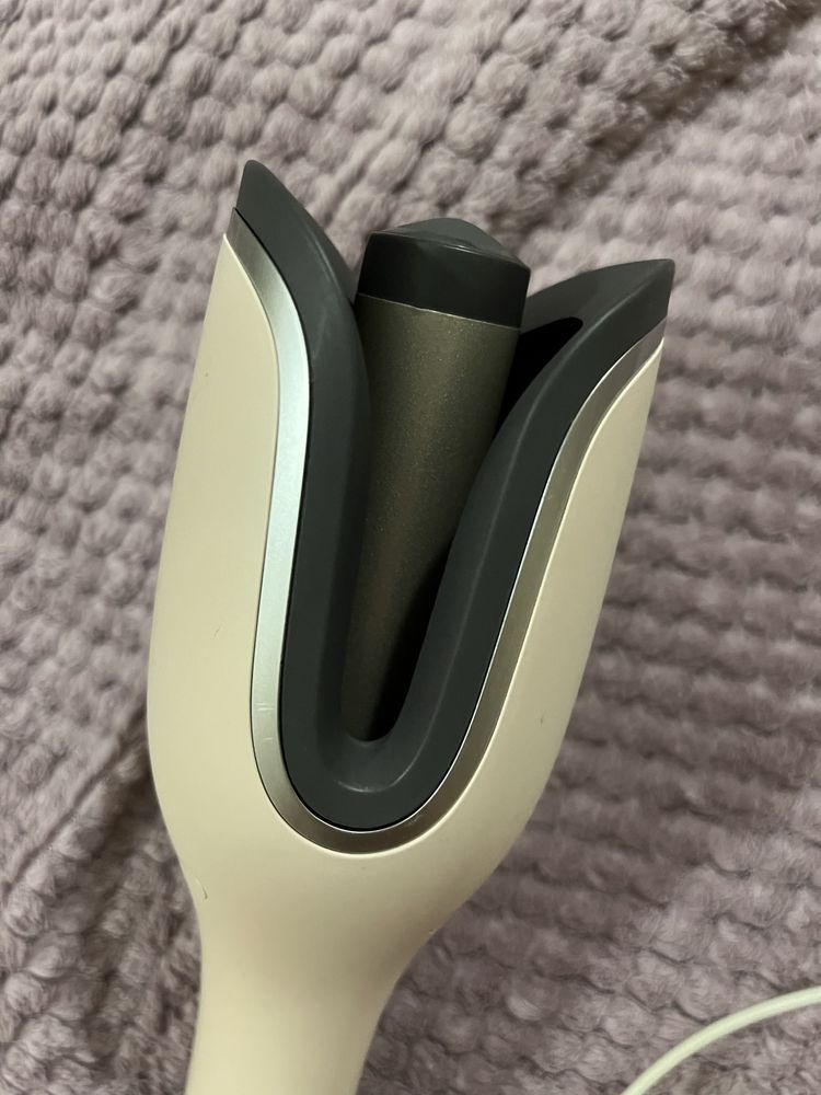 Стайлер Philips BHB887/00 с технологией SenseIQ