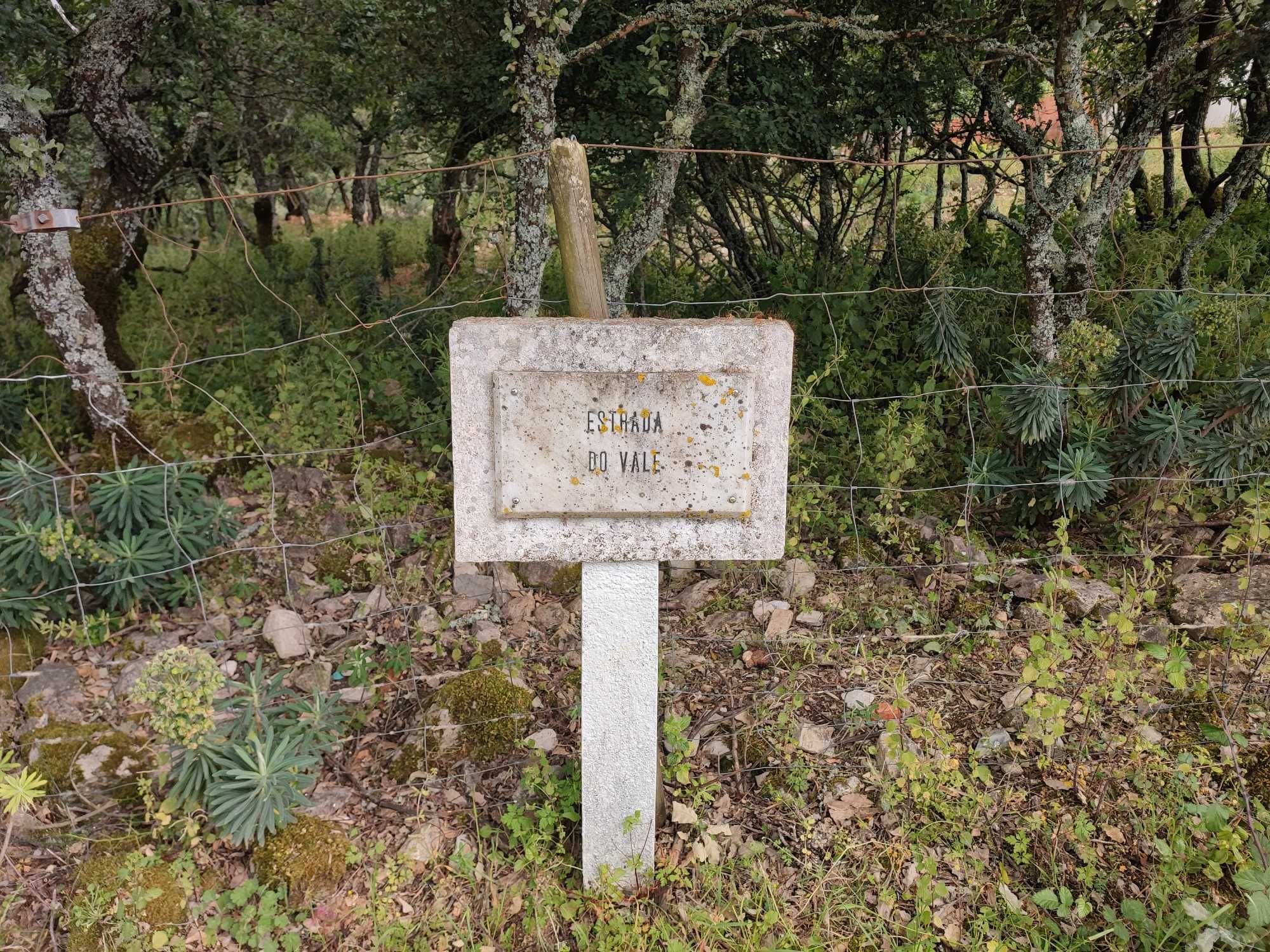 Vende se Terreno Urbanizável - Alqueidão da Serra