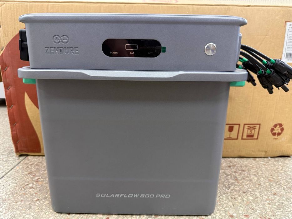 Акція | Зарядна станція для сонячних панелей Zendure SolarFlow 800 PRO
