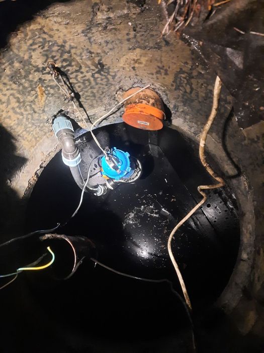 Викачка ям, чистка ям, гідродинамічна чистка, выкачка, мулосос, асеніз