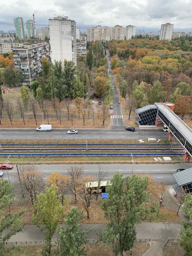 3к 110м Курбаса 7А Сєркова Покотила Тулузи Кольцова Паркомісце