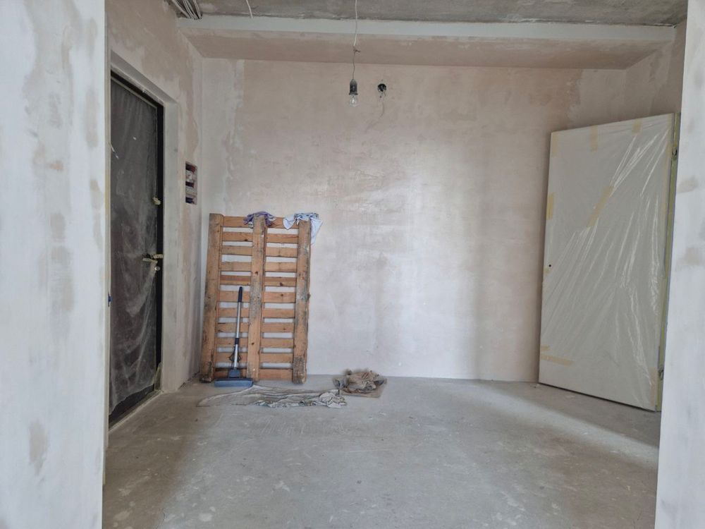 3 кімната квартира, без меблів, Барабашова 40,