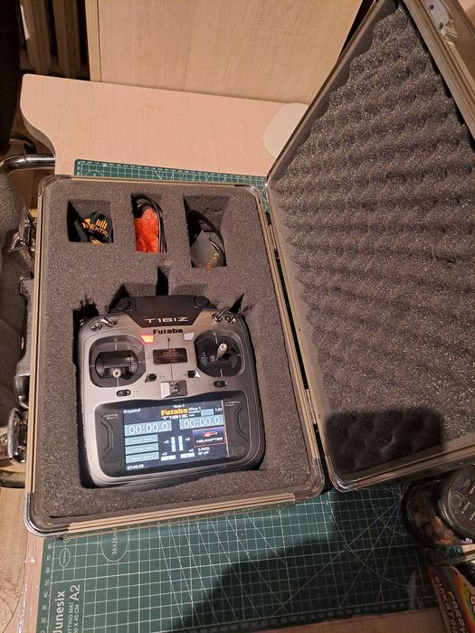 Aparatura futaba t 16 IZ