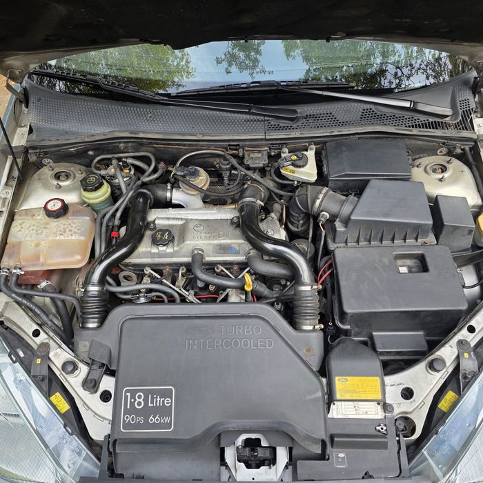 Ford Focus 1.8 TDDI sportvan.