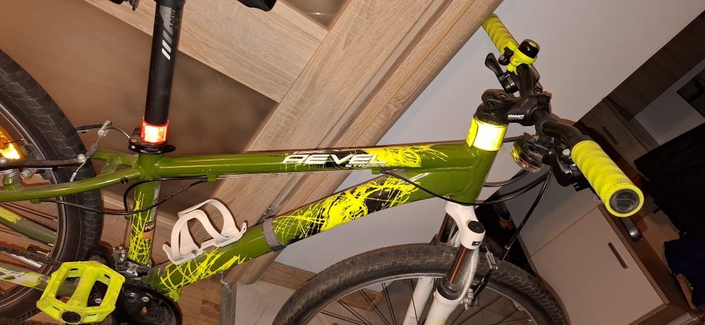 Rower górski GIANT Revel Street  26.