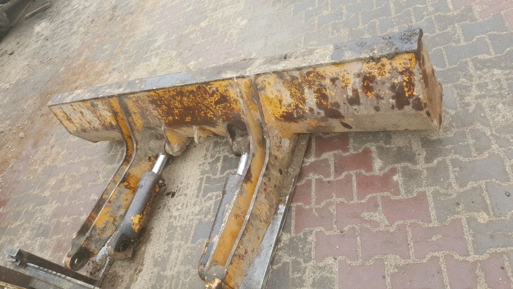 pług do koparki liebherr 902 kompletny z siłownikami lemiesz spych