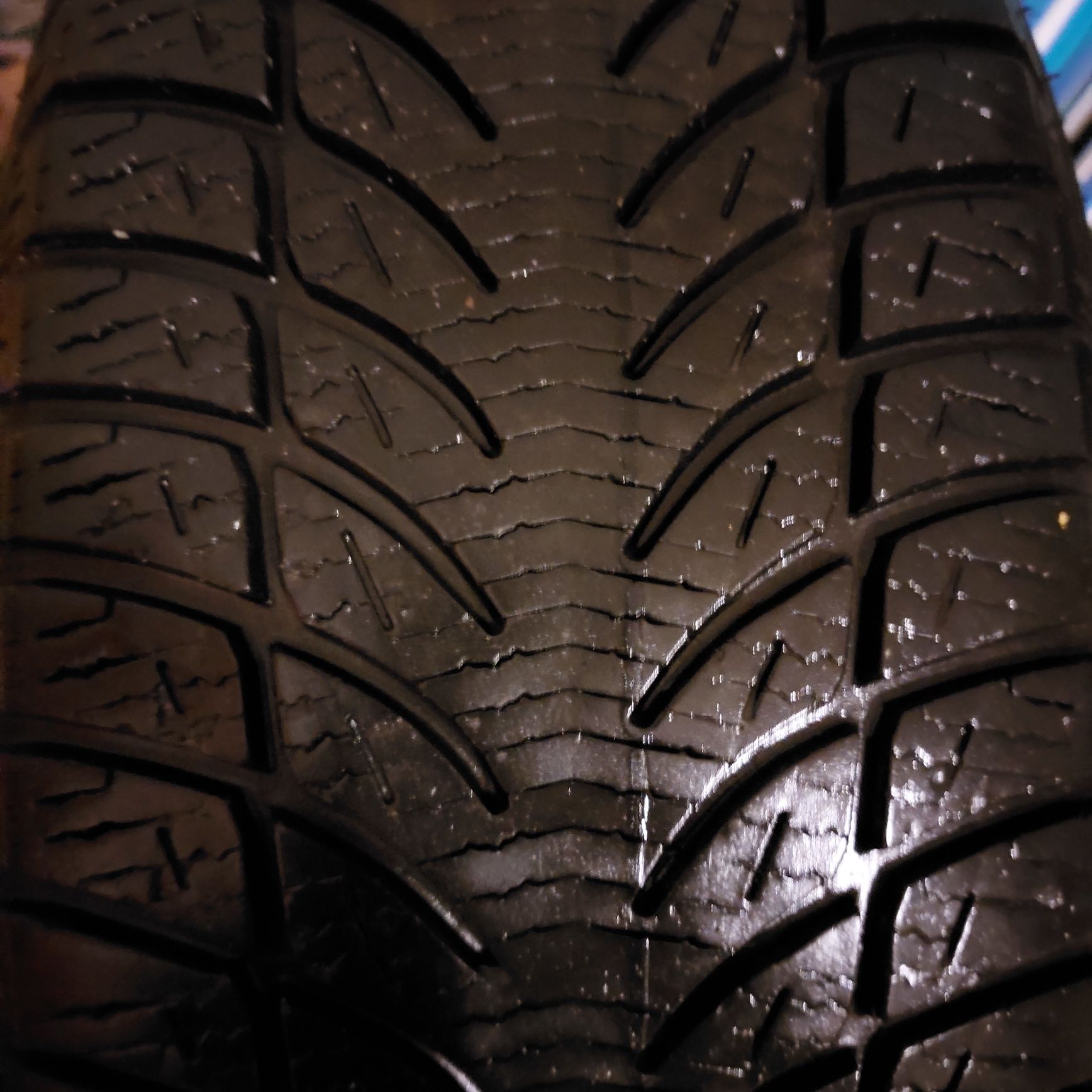 Opony 225/65R17 DĘBICA FRIGO Używane - Cena 400zł za kpl. 4szt