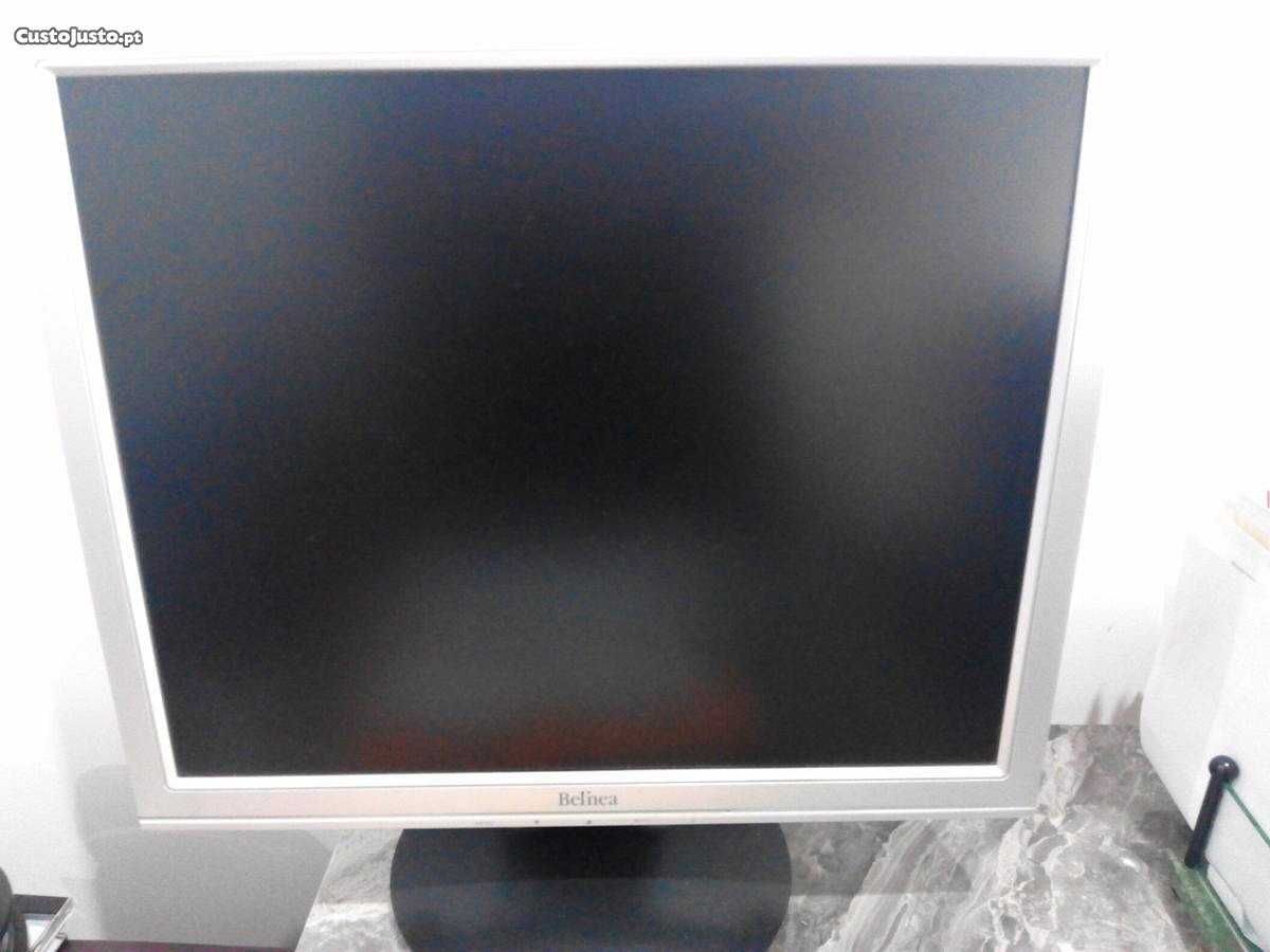 Monitor de PC de 17"