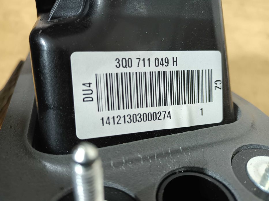 Wybierak drążek dźwignia zmiany biegów linki cięgna VW Passat B8