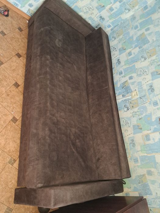 Продам диван спальный