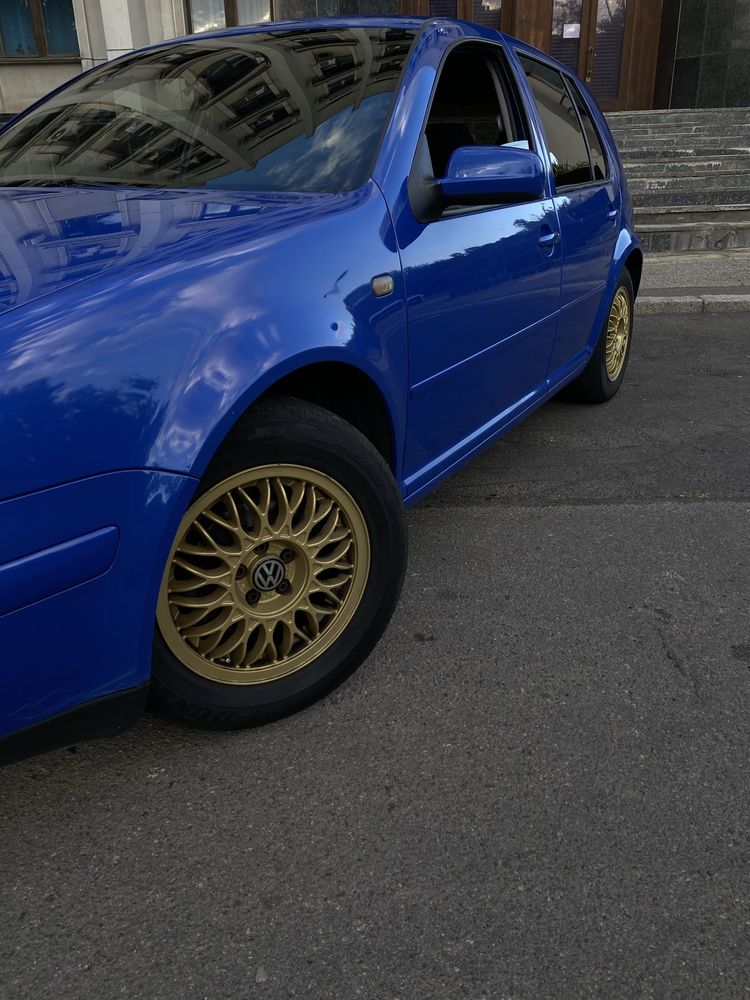 Продам Golf 4 1.6