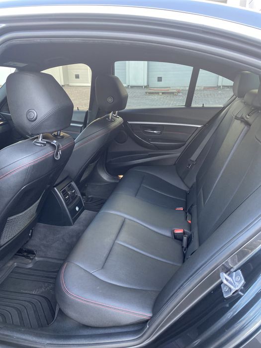 BMW F30 (FL) 330i