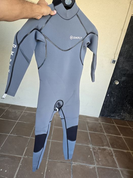 Fato surf / bodyboard  DEEPLY 4/3  a estrear +OFERTA