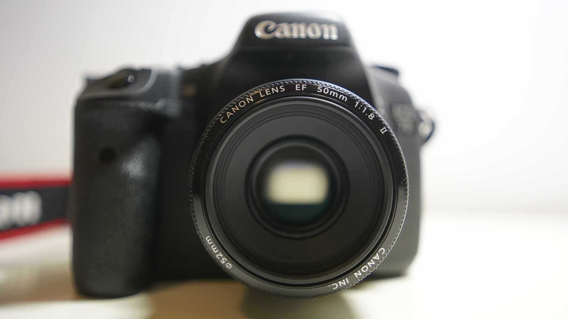 Aparat Canon 7D BARDZO NISKI PRZEBIEG w zestawie z obiektywami, torbą