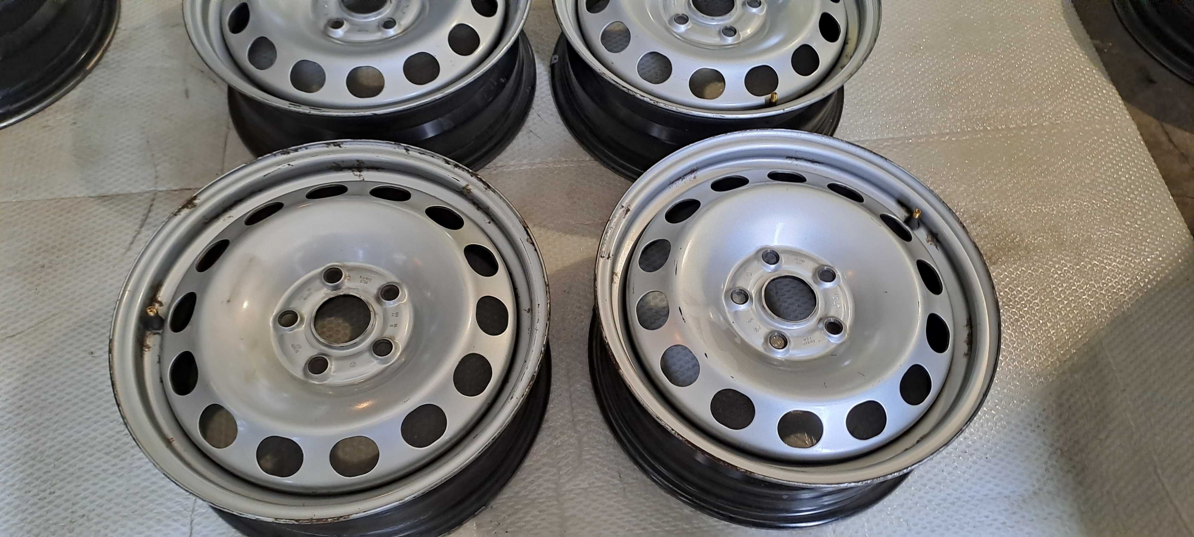 VW 2K3 CADDY ORG. Felgi stalowe 6J / 16" / 5x112 ET50 Komplet 4 szt