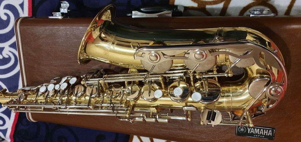 Saksofon YAMAHA Yas 23 instrument jak nowy.