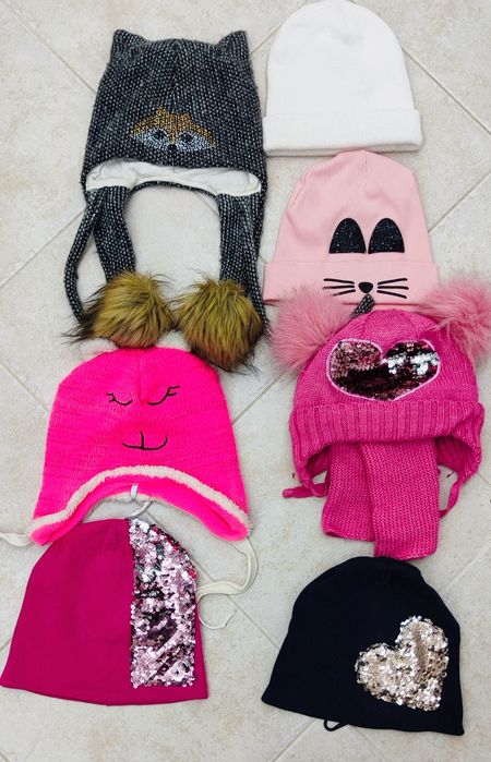 Шапка для дівчинки