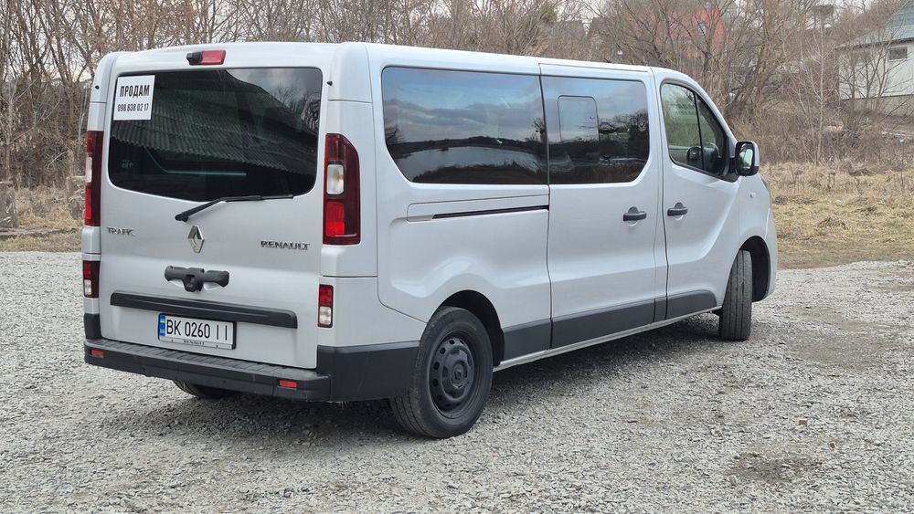 Оренда авто RENAULT Trafic