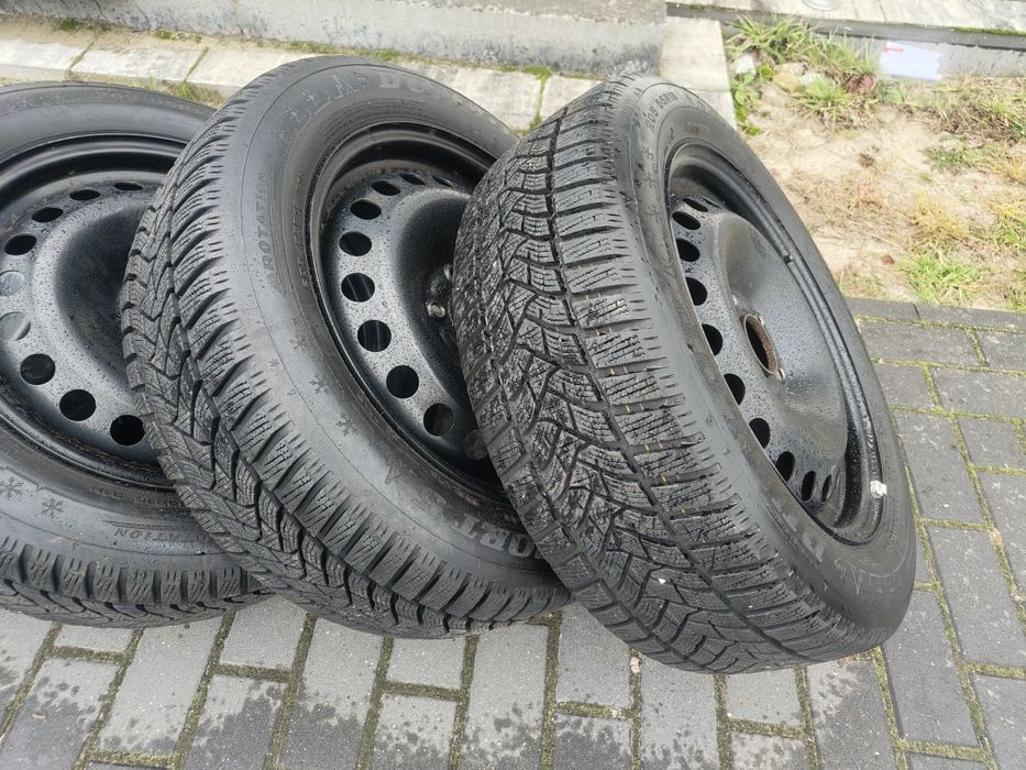 Koła zimowe 5x108 Volvo opony 205 55 R16 piękny bieznik
