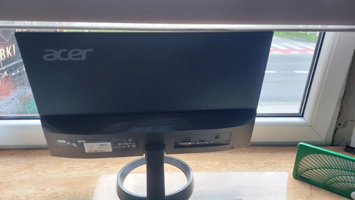 Monitor acer r221q 1ms