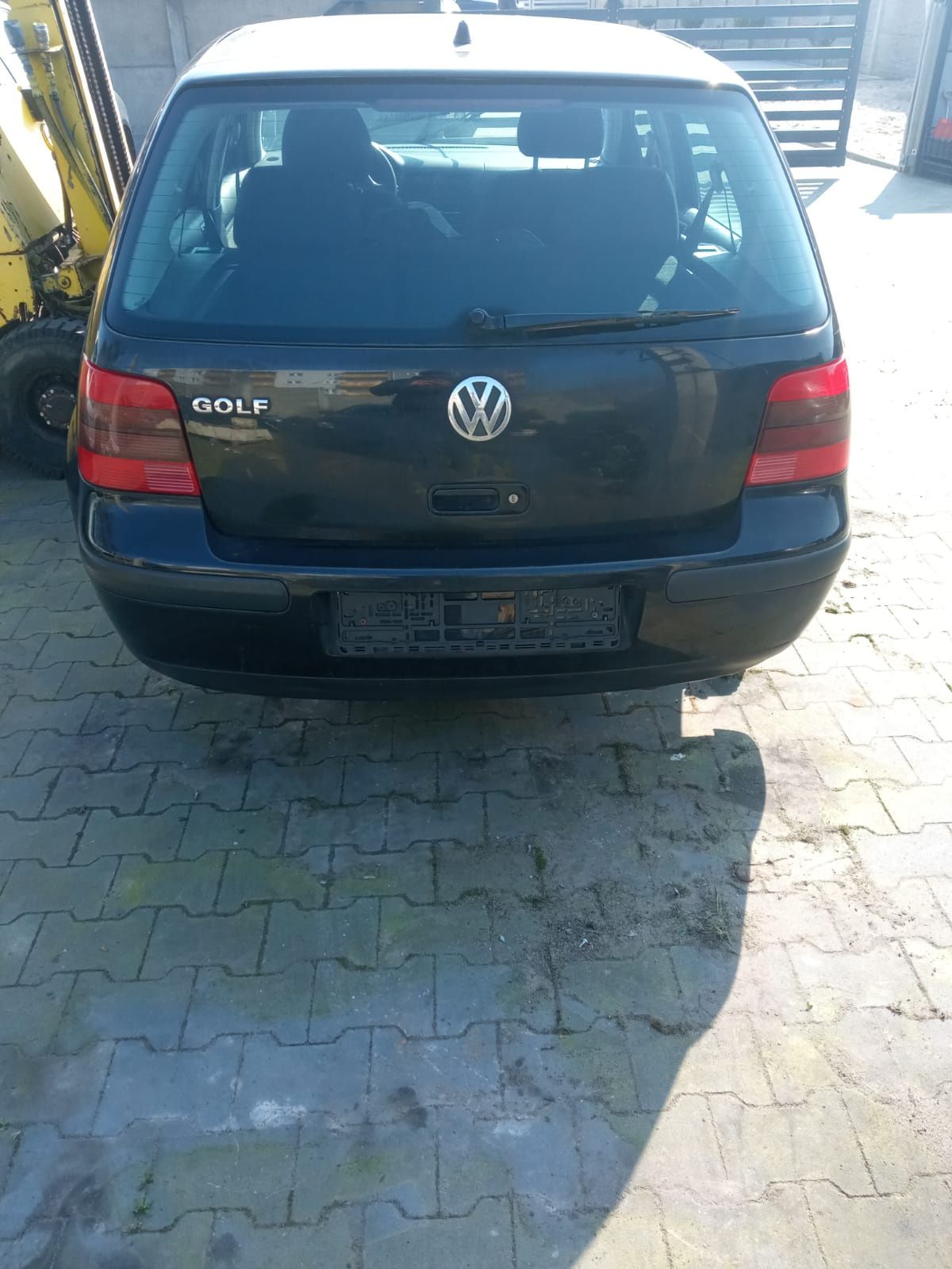 NA CZĘŚCI Volkswagen Golf 4 IV 1.4 AXP 5d lakier LC9Z skrzynia DUW