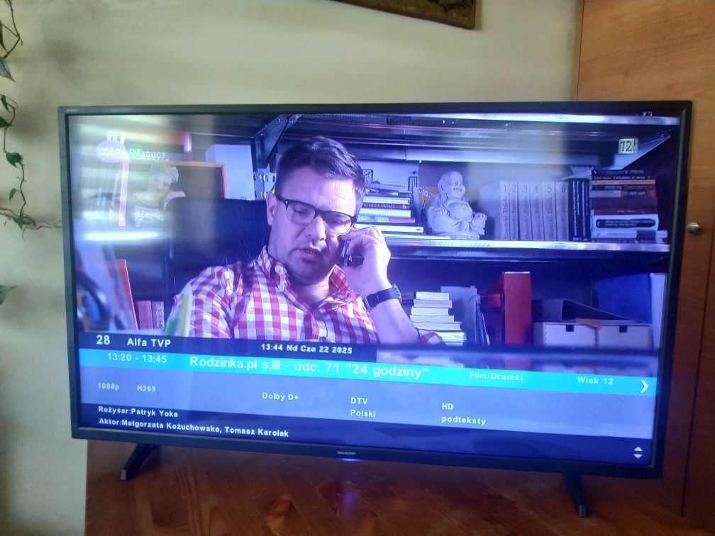TV 40" Sharp + Smart TV dekoder WIFI YouTube Netflix  Dvbt2 Hevc