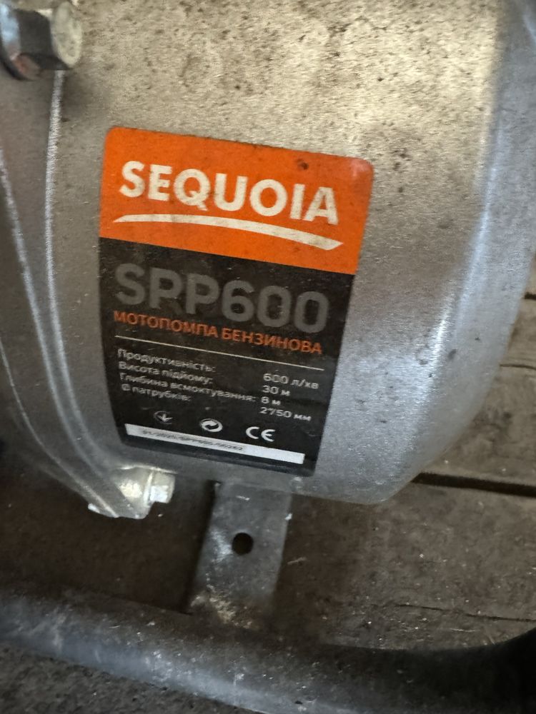 Продам мото помпу SEQUIA SPP1000