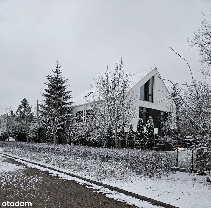 Segment w stylu nowoczesnej stodoły, Piastów, 149 m2, wysoki standard