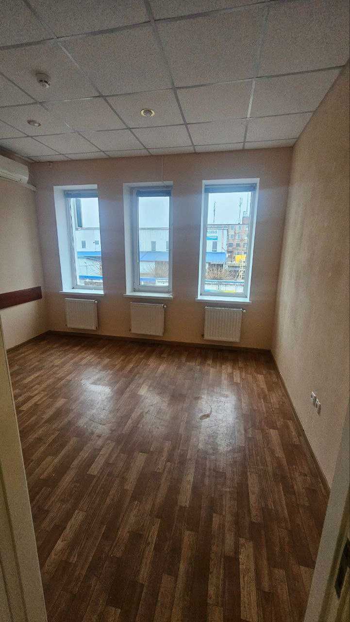Продам Комерційну Нерухомість р-н Казбет.