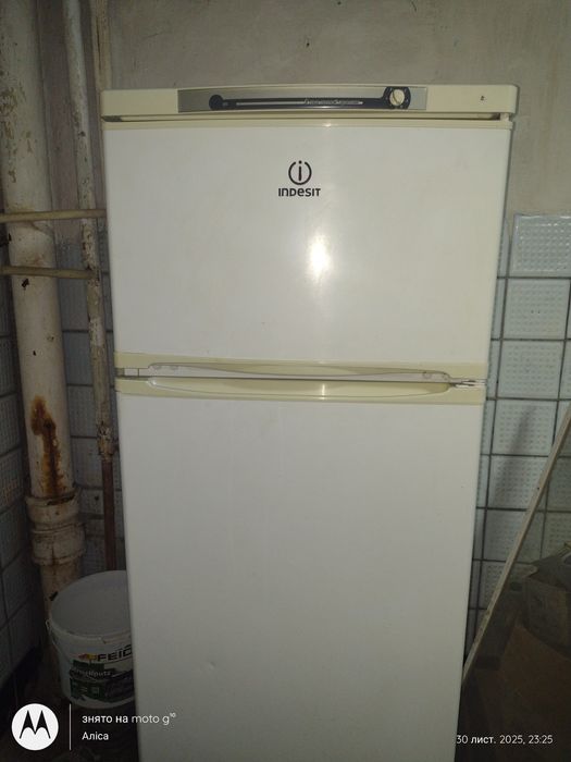 Продається холодильник в робочому стані