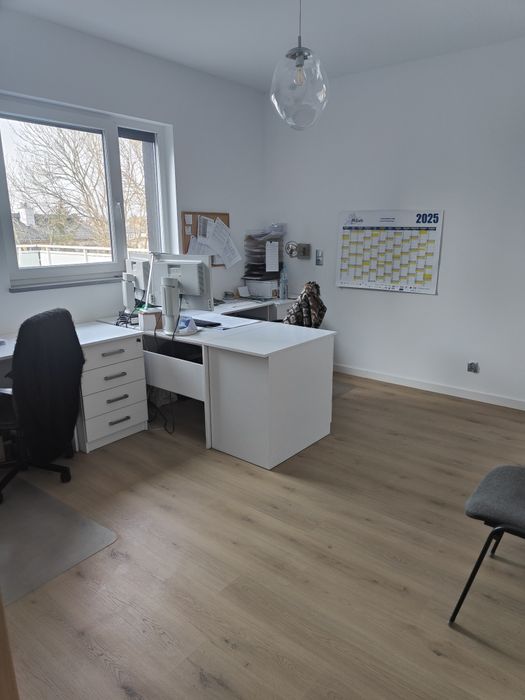 Wynajmę lokal biuro/gabinet 100m2