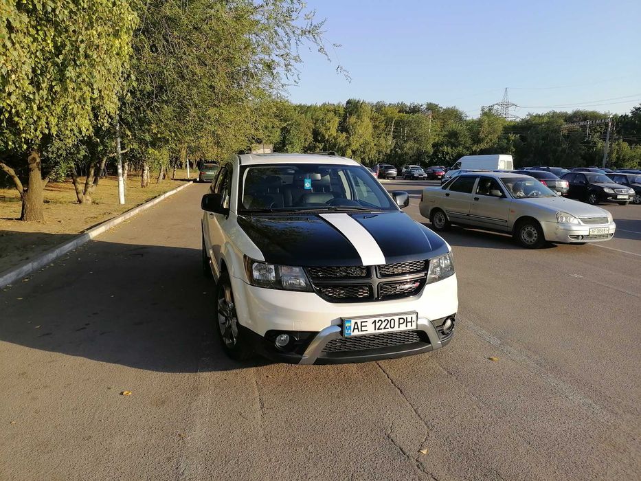 Продам или обменяю ласточку Додж джорни 3,6