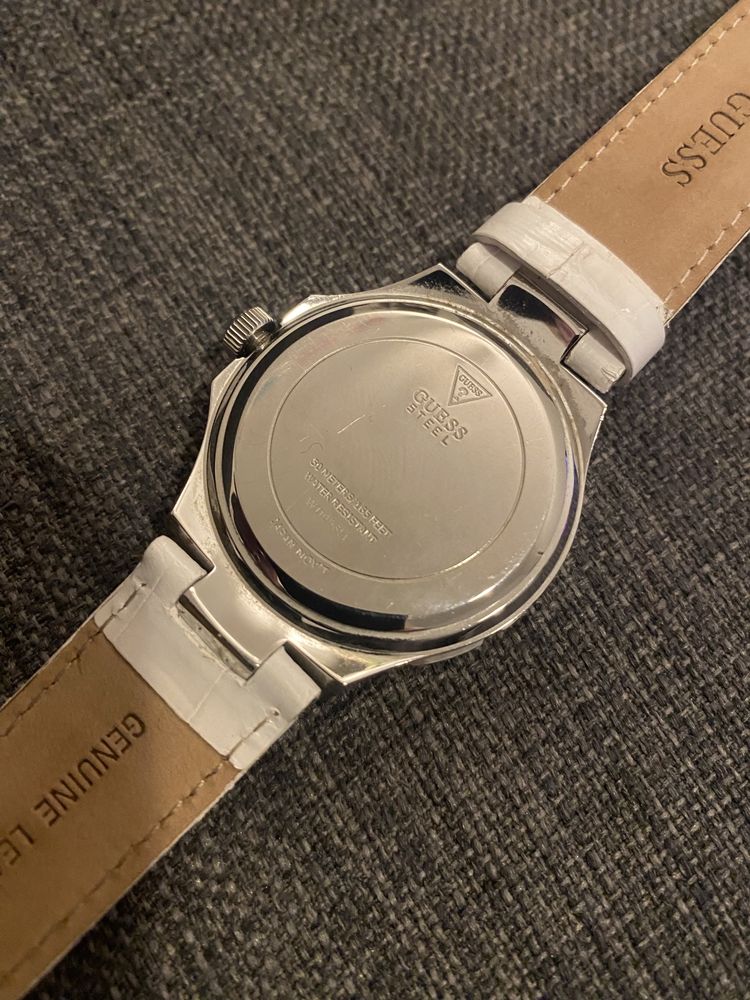 Relógio Guess nunca usado