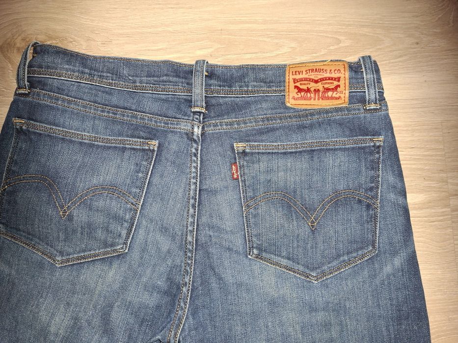 Levisy damskie +gratis roz. W29 L32