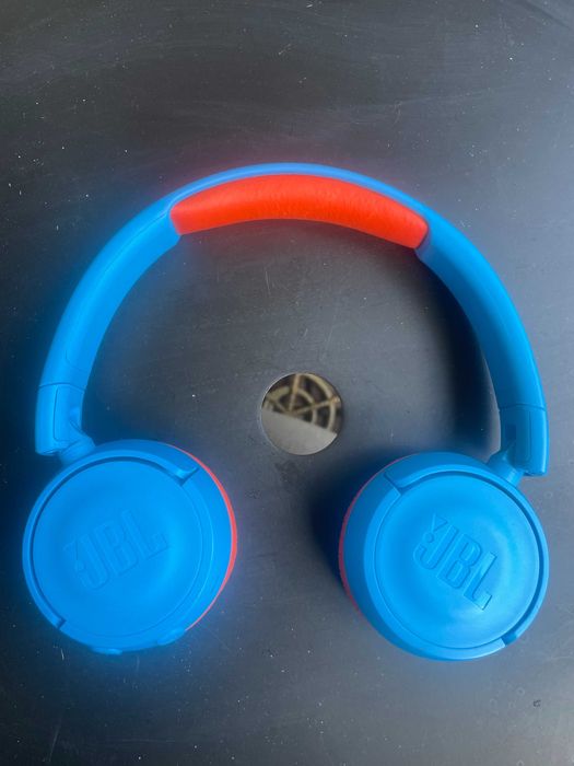 JBL BLUETOOTH HEADPHONE KIDS SPEAKERS - INDIVIDUAL OU PAR