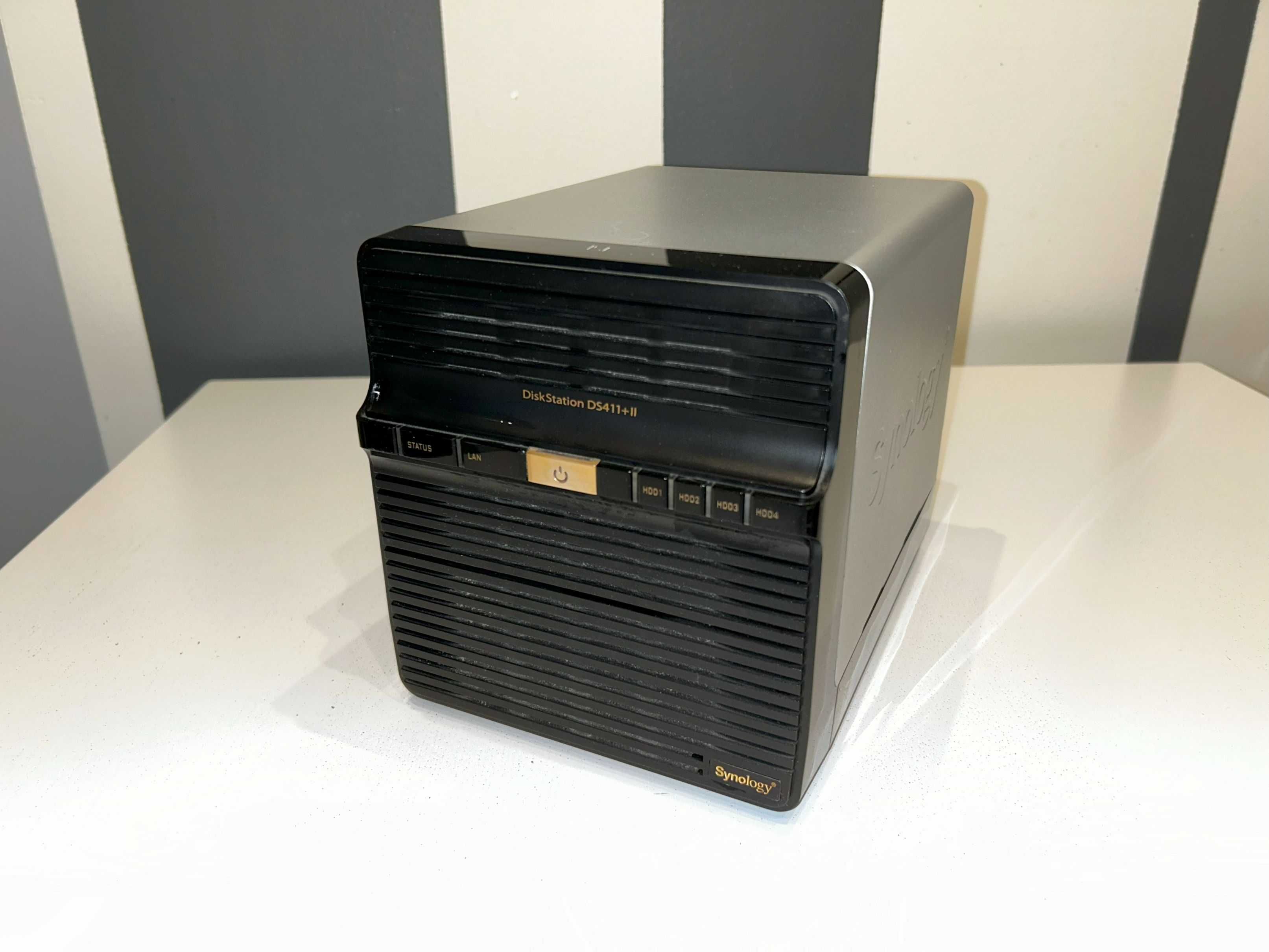 Serwer Synology DS411+II + Noctua mod + zasilacz + 3x2TB = 6TB