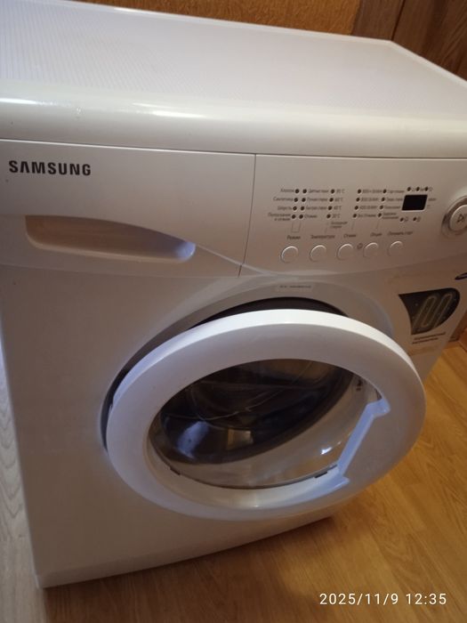 Продам пральну машину Samsung,/бокове завантаження/