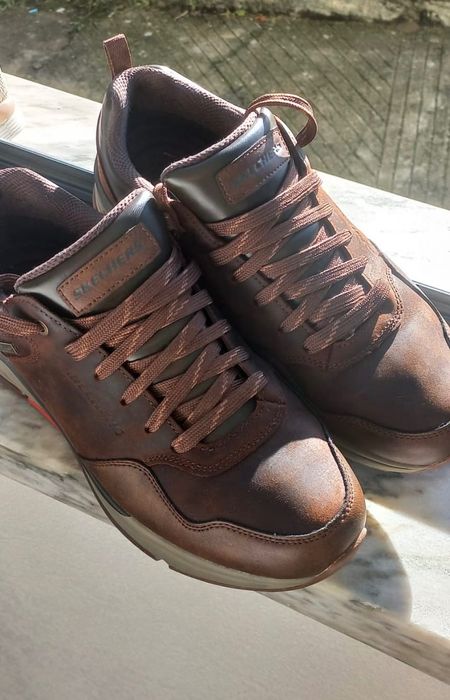 Ténis Skechers Castanhos 43, usados 2x