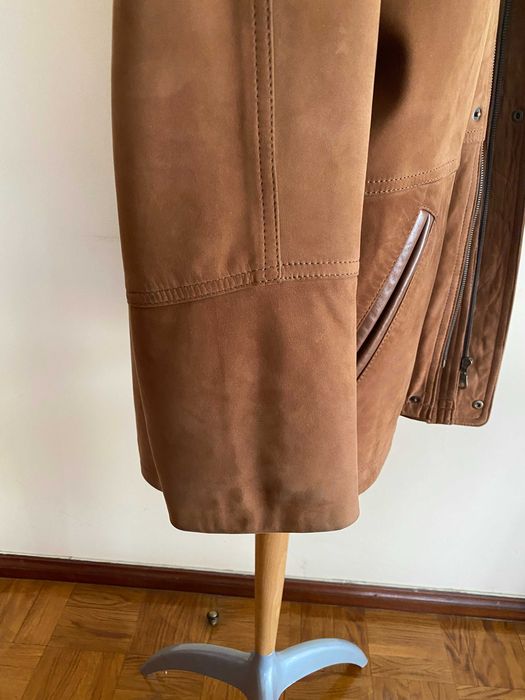 Casaco de couro nobuk cor Camel ou mostarda