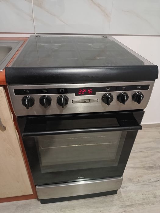Kuchenka gazowa Amica z elektrycznym piekarnikiem