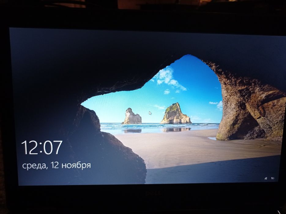 Ноутбук DELL в идеальном состоянии