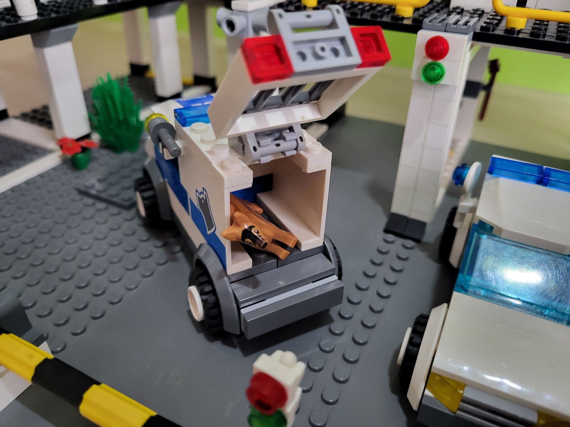 Lego city 7744 Posterunek policji