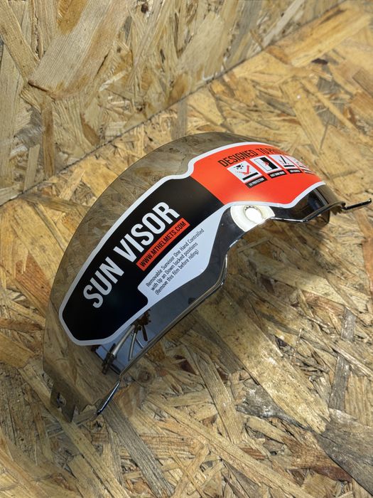 Визор тонированый MT Streetfighter новый