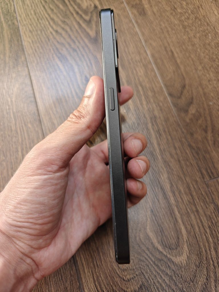 Смартфон OnePlus 10R 5G(Ace) в ідеальному стані